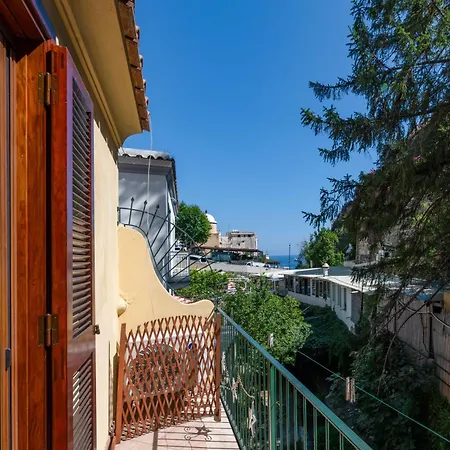 Konukevi Dream House 3*